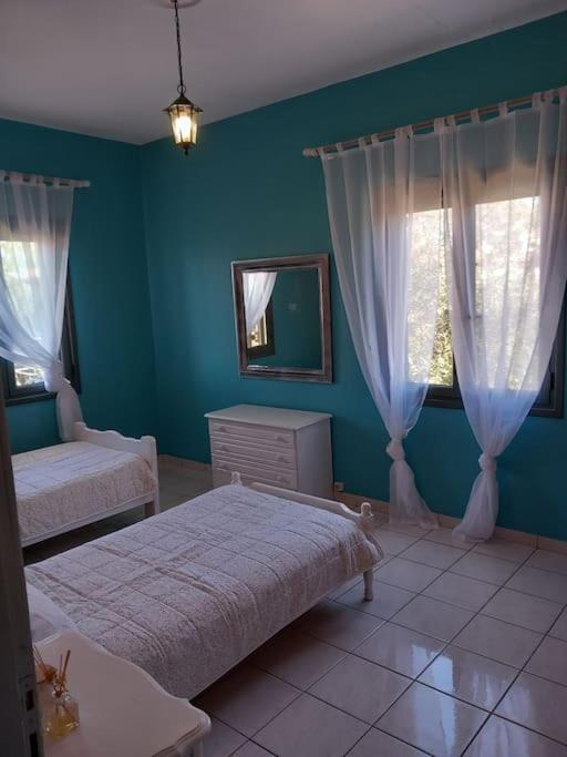Stoupa Beachside Retro Apartment Экстерьер фото
