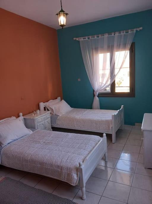Stoupa Beachside Retro Apartment Экстерьер фото