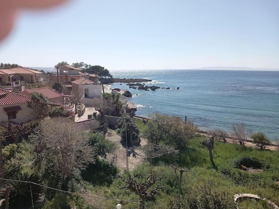 Stoupa Beachside Retro Apartment Экстерьер фото